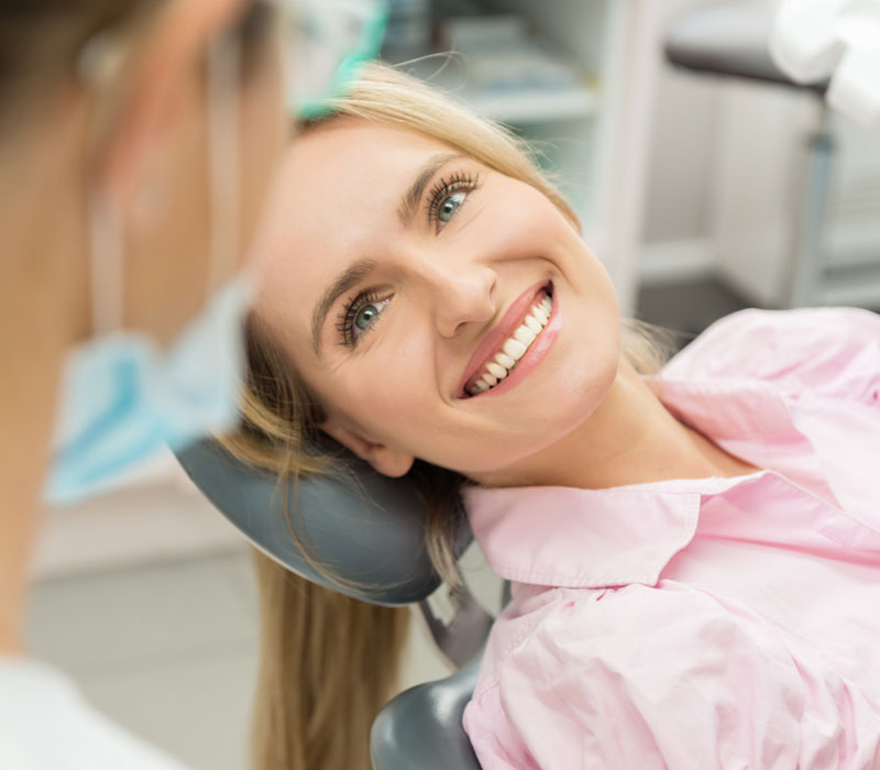 porcelain veneers in toronto