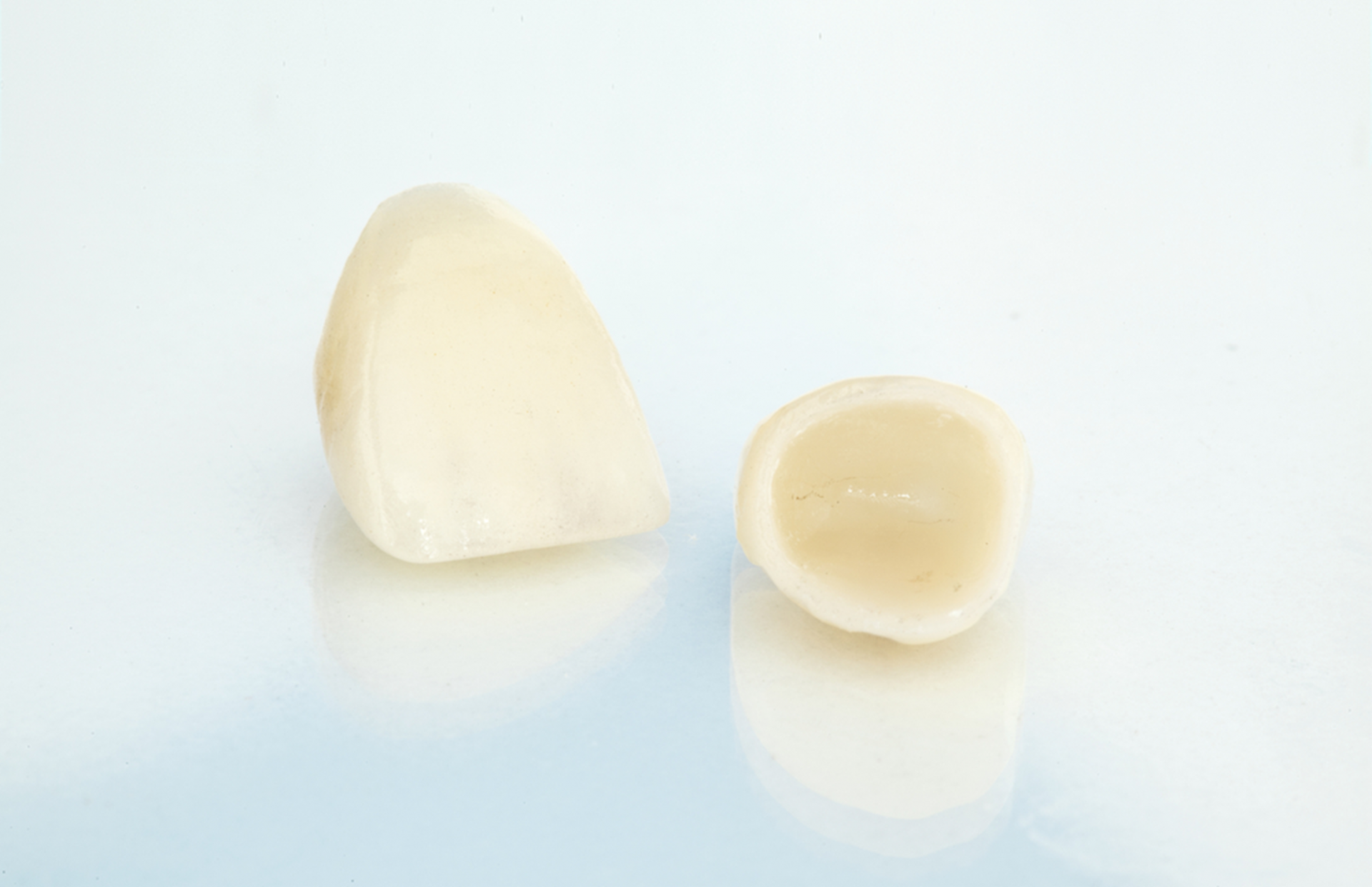 whats the difference between same day and traditional dental crowns