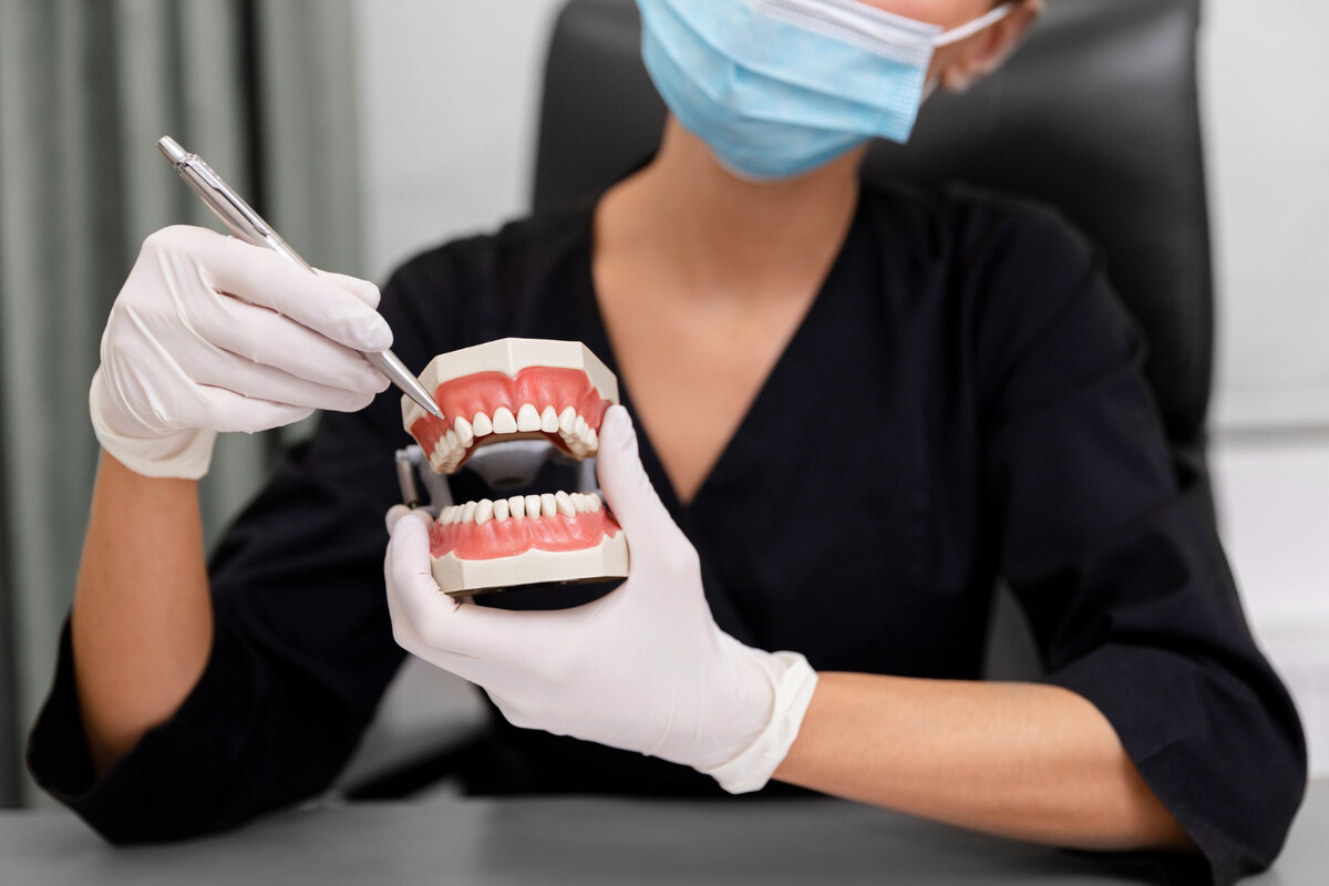 overcoming the challenges of wearing dentures