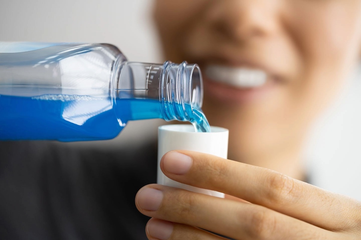 what Is the role of mouthwash