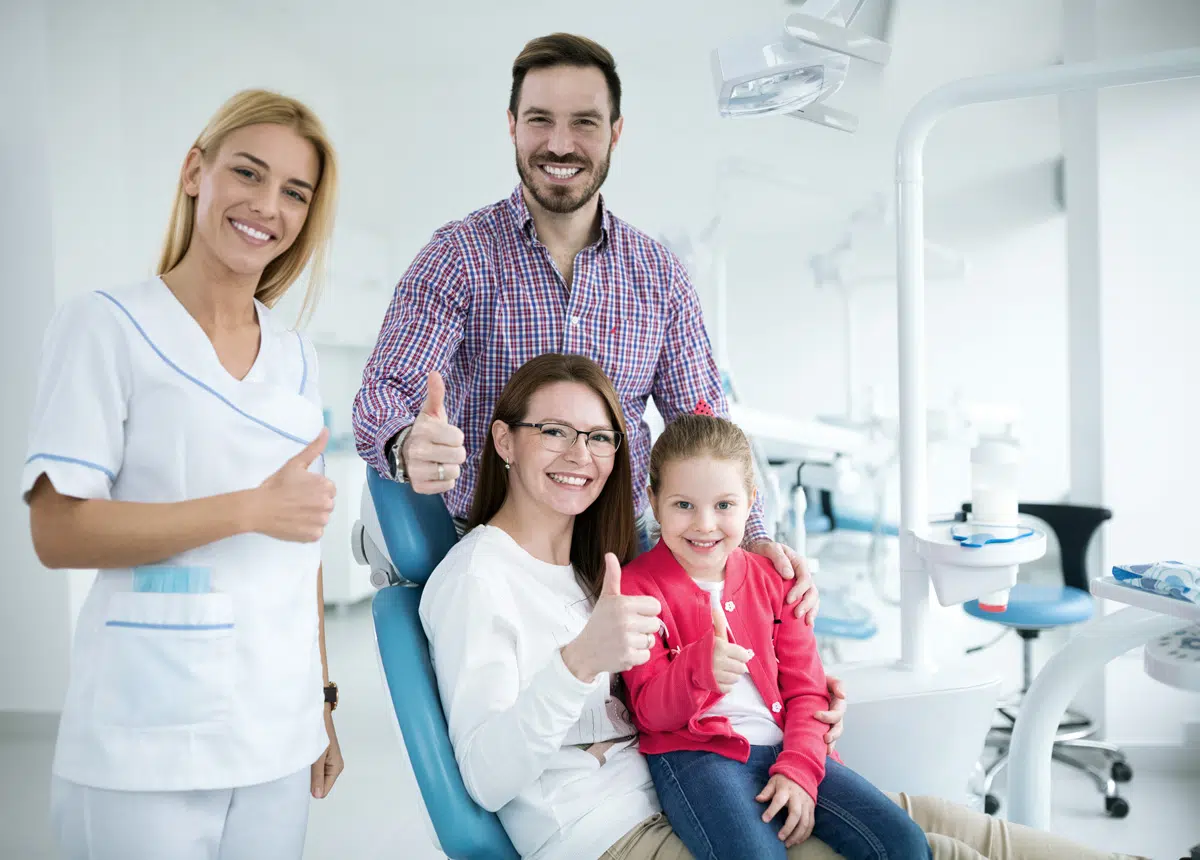 what to look for in a family dental clinic near me