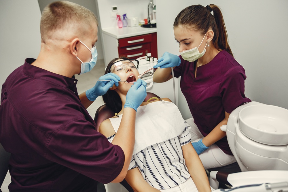 Affordable Root Canal Options Dental Colleges Vs. Private Clinics